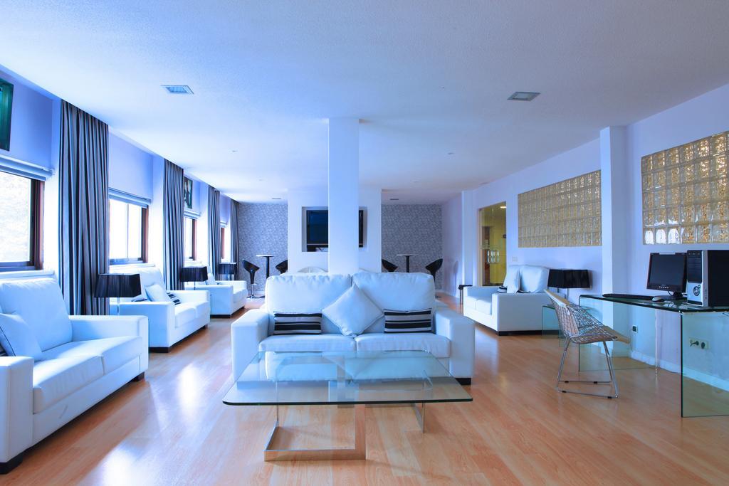 Hotel Escuela Μαδρίτη Εξωτερικό φωτογραφία