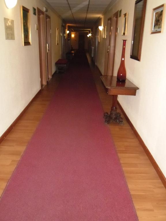 Hotel Escuela Μαδρίτη Δωμάτιο φωτογραφία