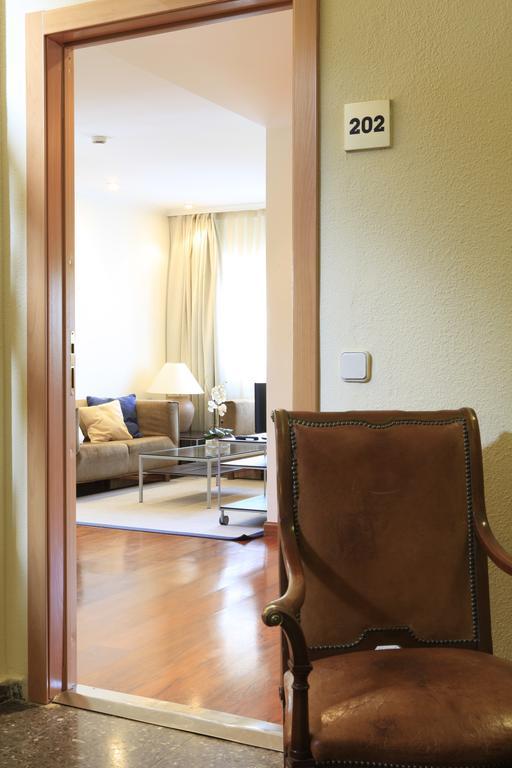 Hotel Escuela Μαδρίτη Δωμάτιο φωτογραφία