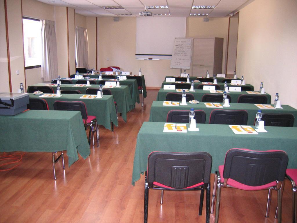 Hotel Escuela Μαδρίτη Εξωτερικό φωτογραφία
