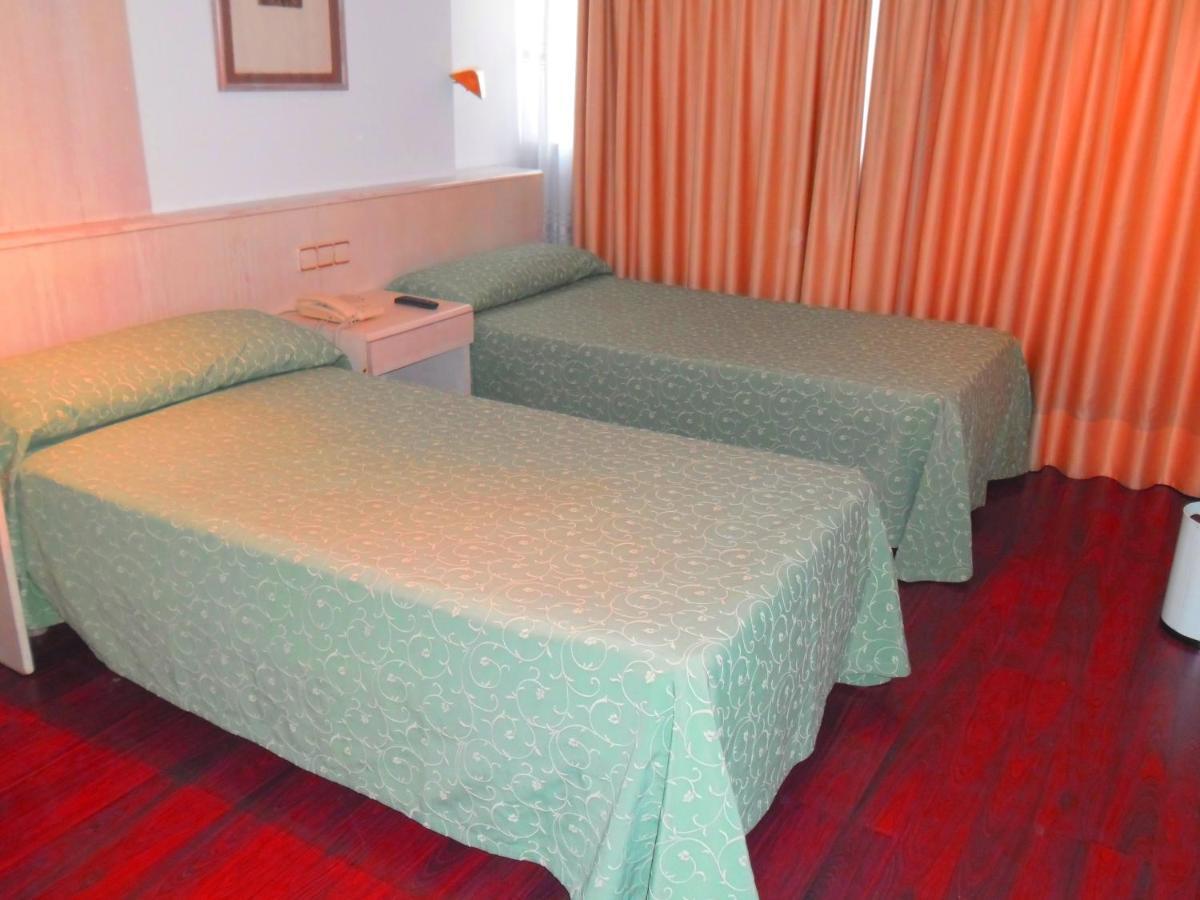 Hotel Escuela Μαδρίτη Εξωτερικό φωτογραφία